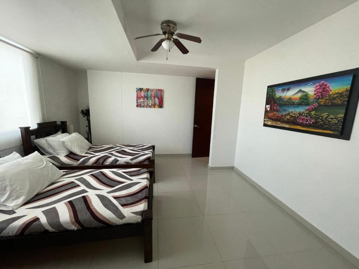 Cartagena Beach Front Apartments Exterior photo