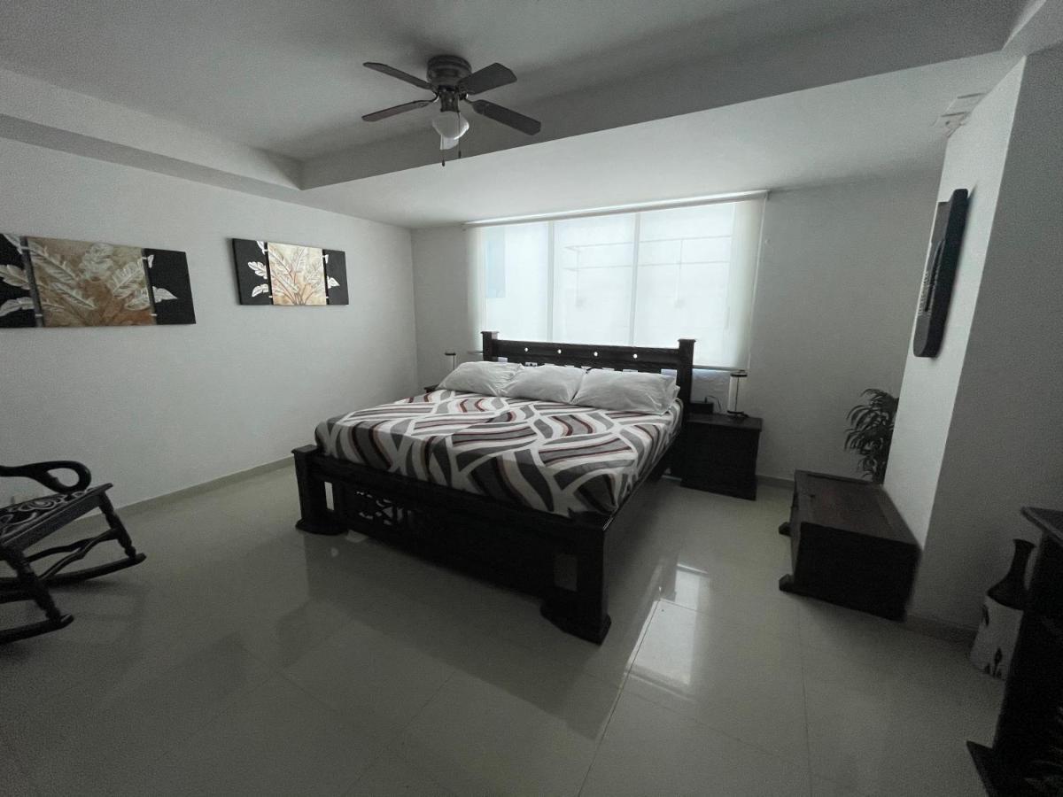 Cartagena Beach Front Apartments Exterior photo